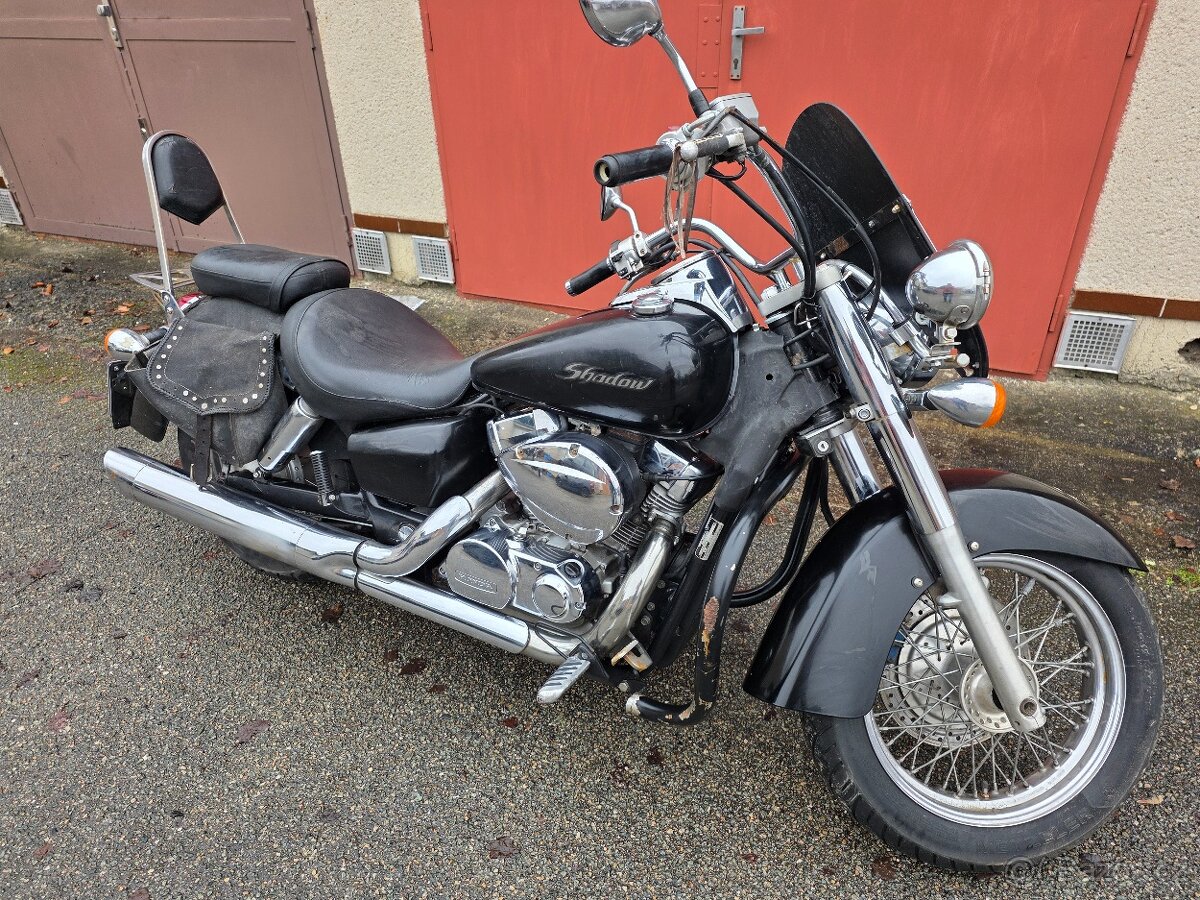 Honda VT750C Shadow - 2