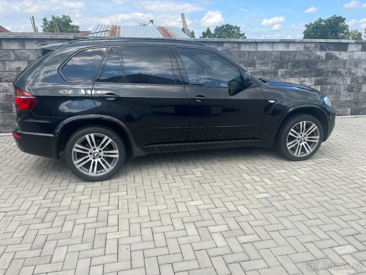 BMW X5 4.0D E70 - 2