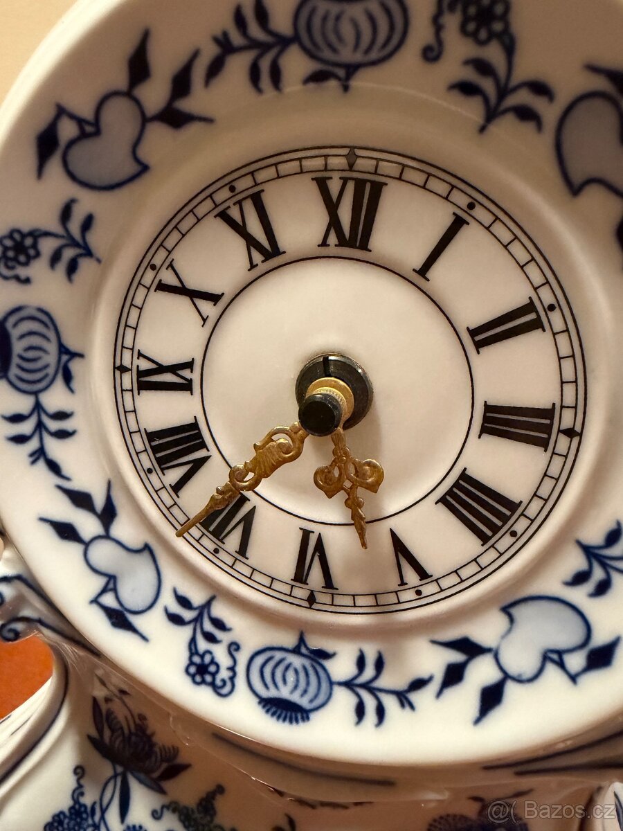 Porcelánové hodiny - 2