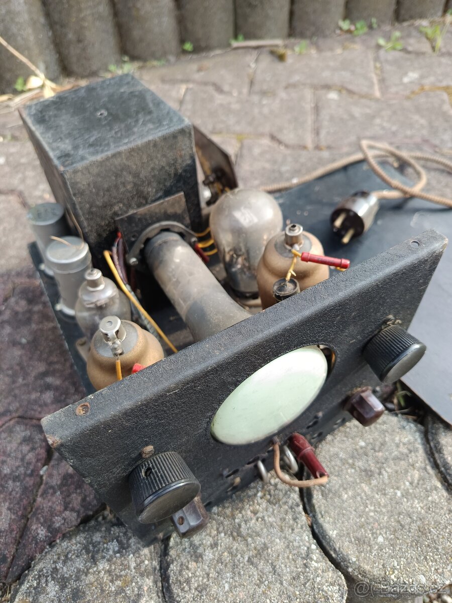 osciloskop - 2