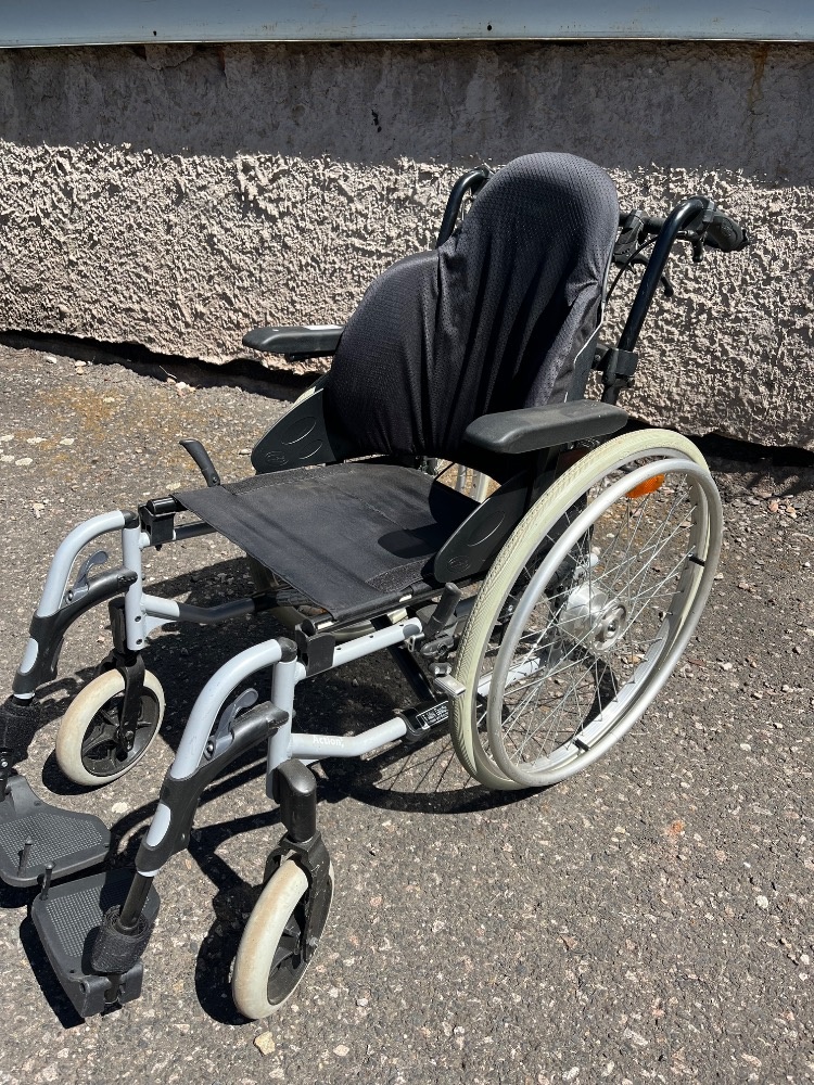 Invalidní vozík Invacare - 2