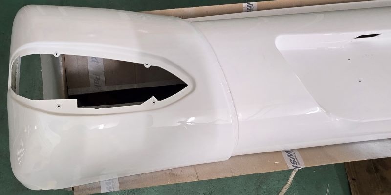 Prodám zadní nárazník na obytné vozidlo Fiat Blucamp - 2