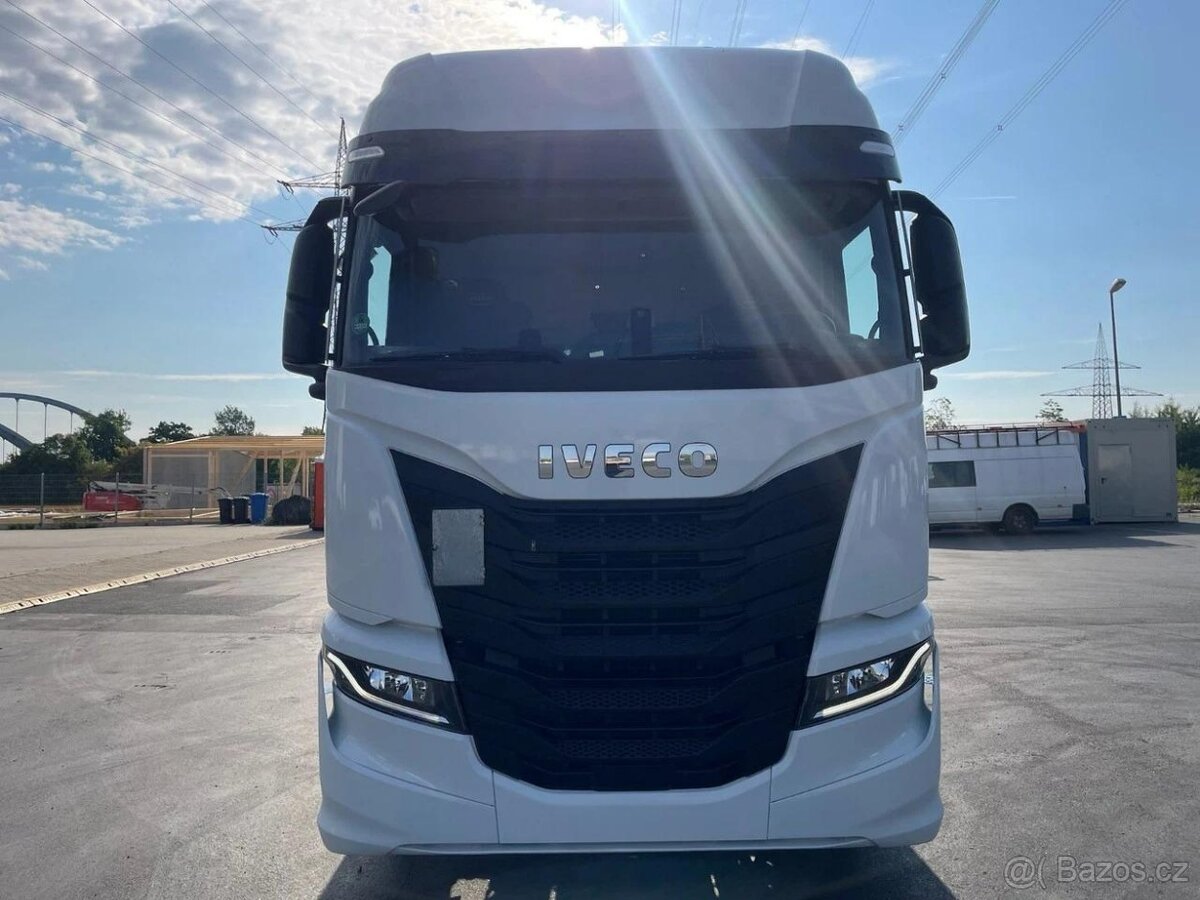 Iveco S-WAY 490 4x2 / Retarder / Jen 53tkm - 2