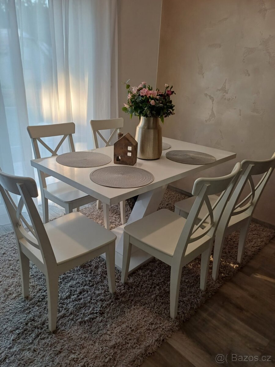 Prodám kuchyňský stůl a židle - 2