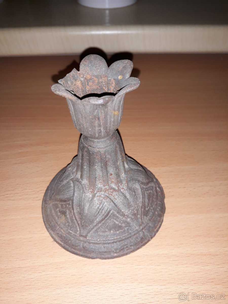 Stojan z petrolejové lampy - 2