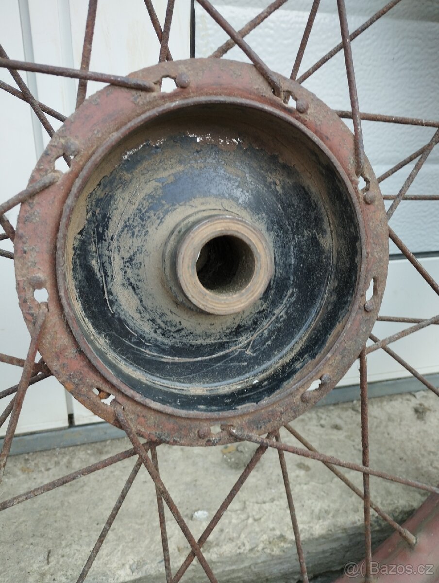 Kolo na motorku ČZ Jawa - 2