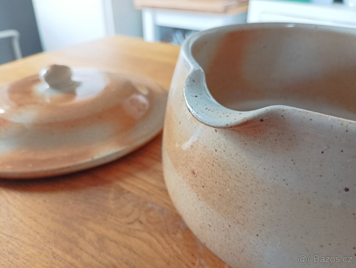 KAMENINOVÝ HRNEC RAMEKIN GRES DU MARAIS FRANCE - 2