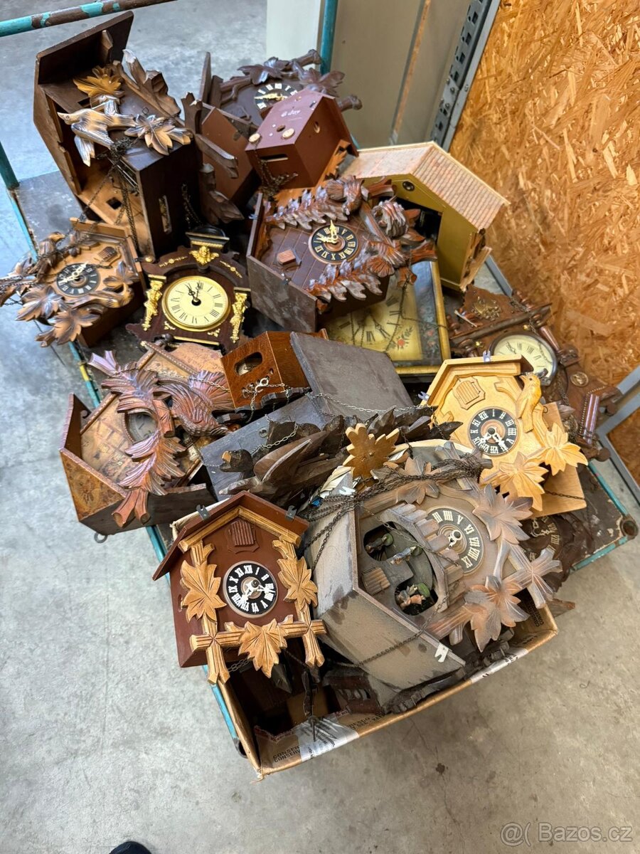 Směs starých kukačkových hodin cca 15 kusů - 2