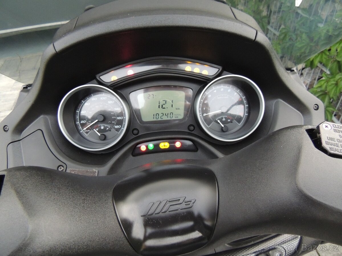 PIAGGIO MP3 500 HPE 2020 ABS ASR ZPÁTEČKA ,,B" řidičák - 2