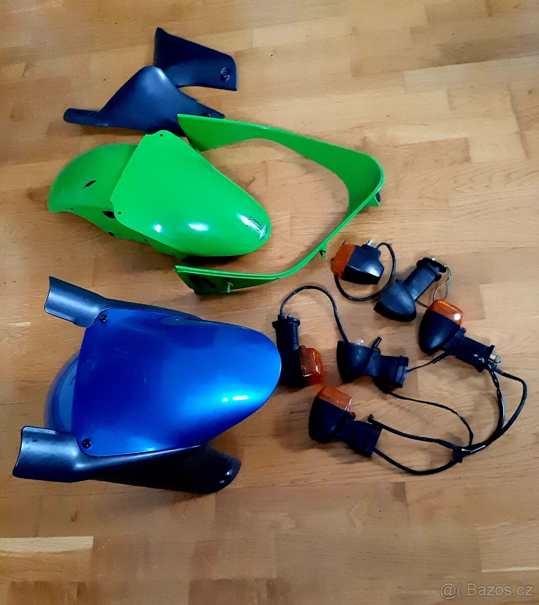 Díly Kawasaki Ninja zx6r / zx9r a jiné.. - 2