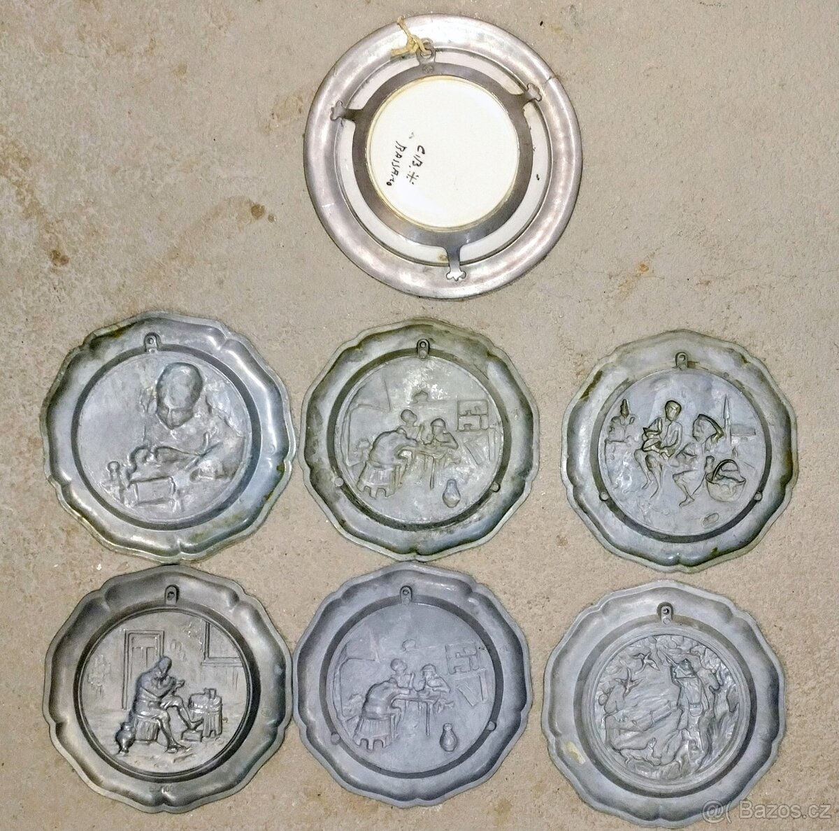 Cínové talíře - 2