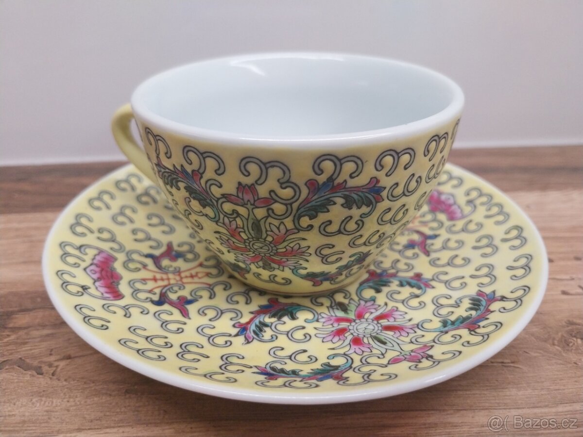 Čínský hrníček žlutý - 2