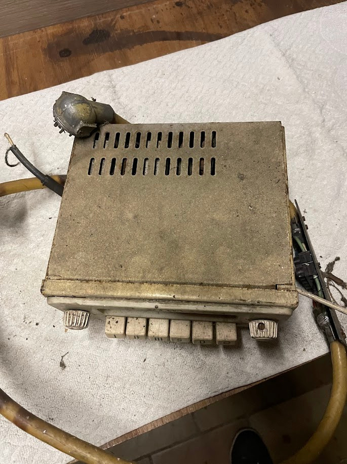 staré autoradio - 2