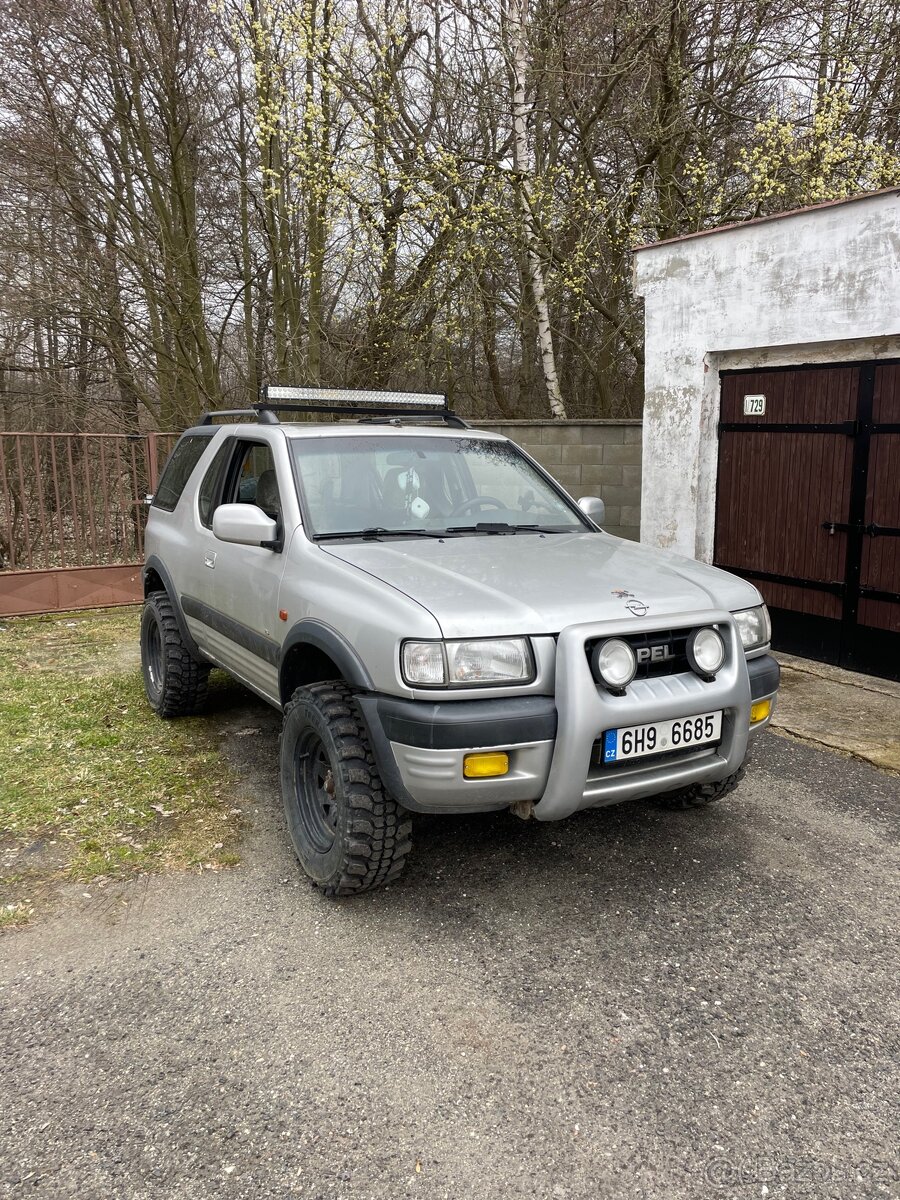 Opel frontera - 2