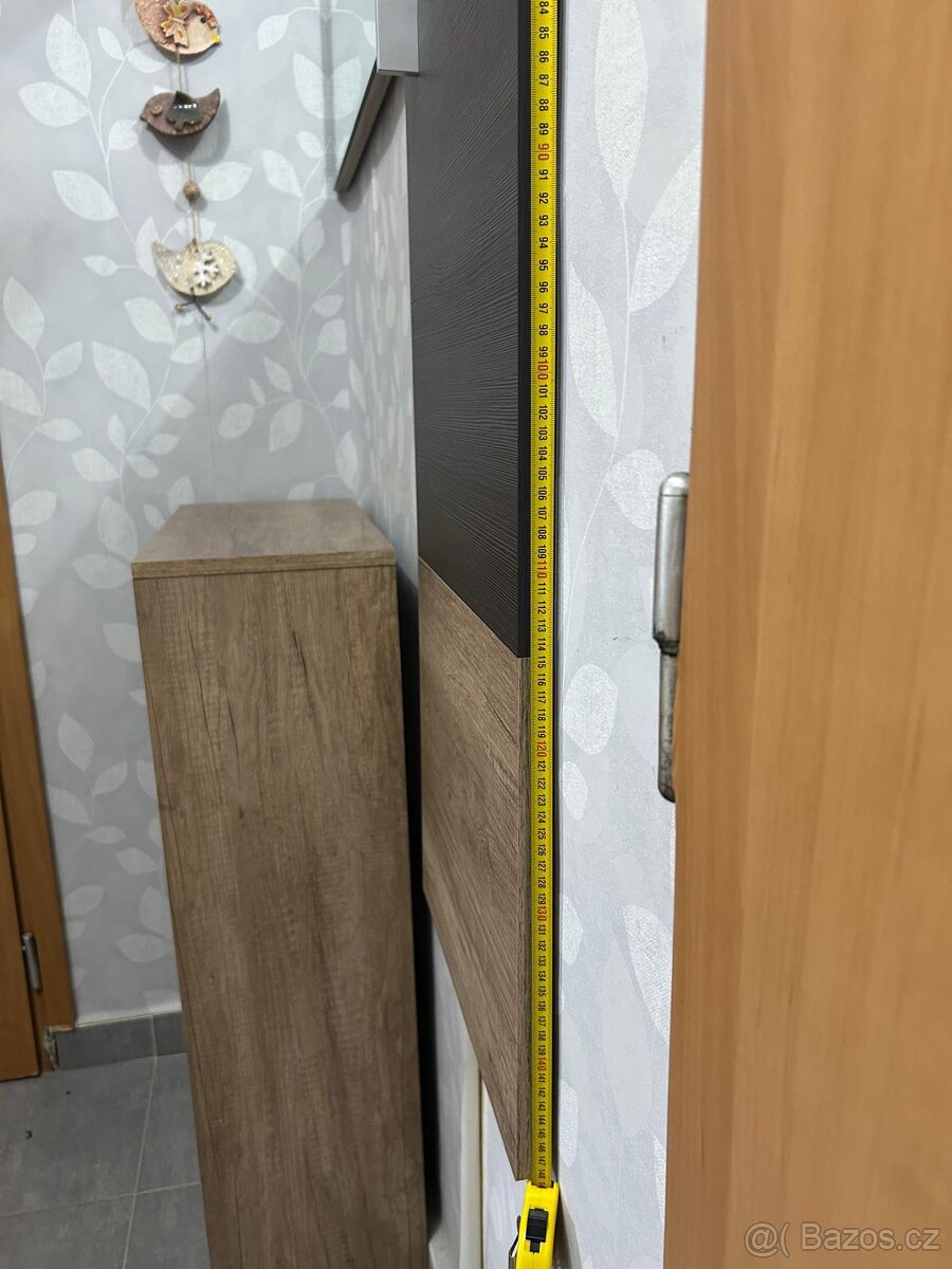 Botnik, zrcadlo a vesak - pouze osobni odber. - 2