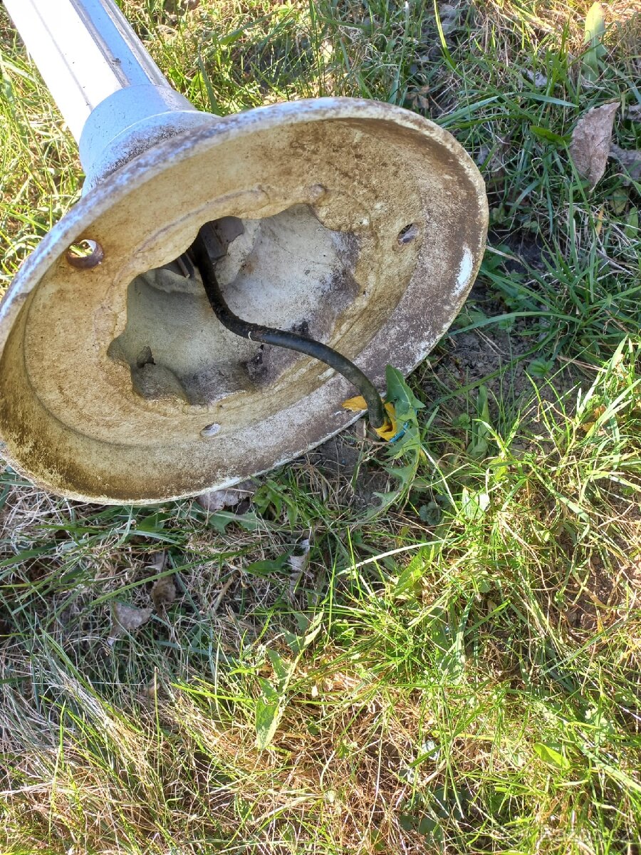 Pouliční lampa - 2