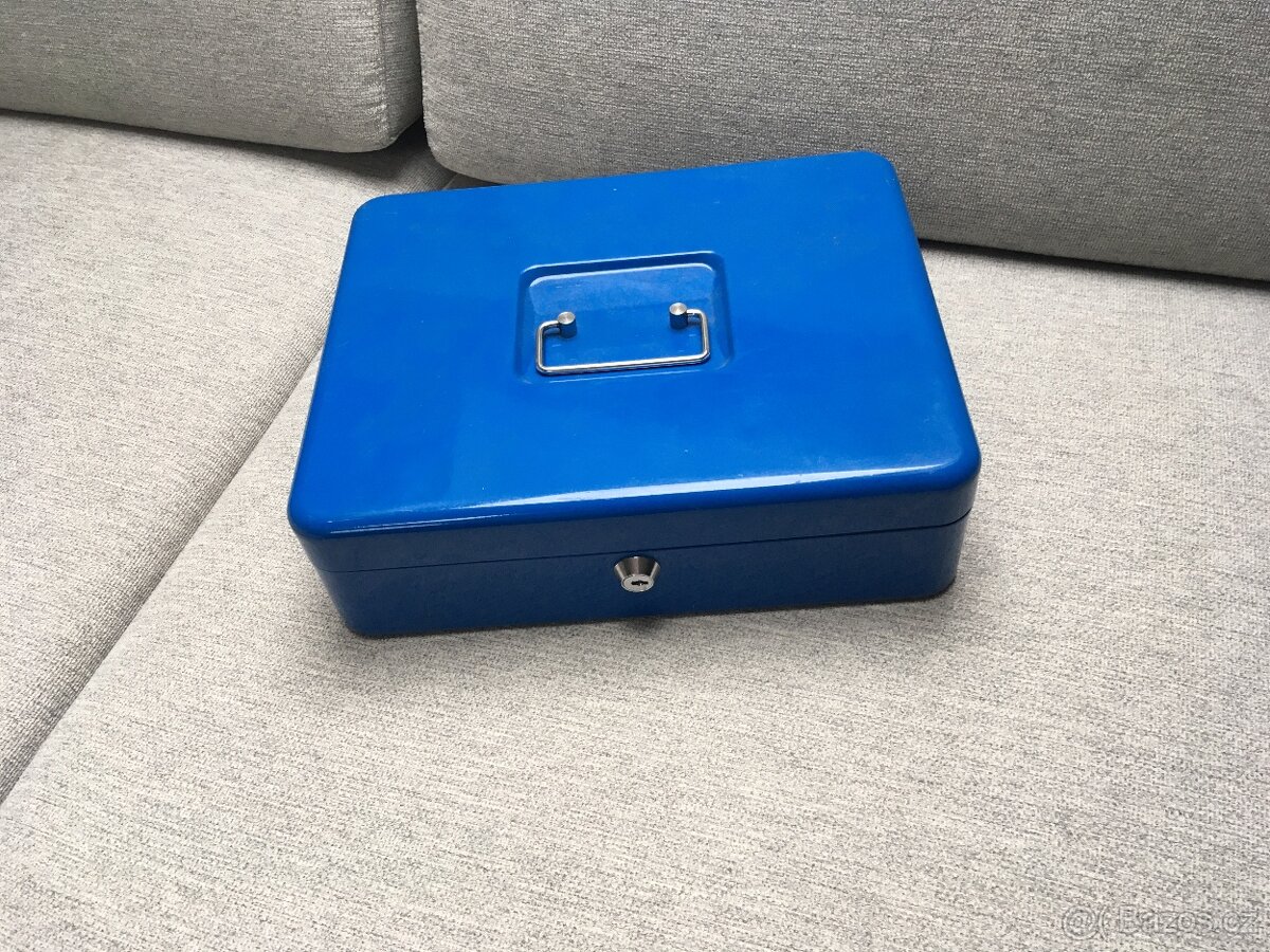 Box schranka peníze - 2