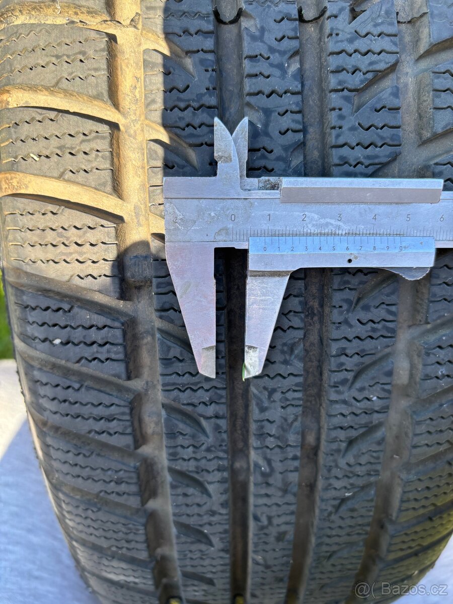Zimní pneu 195/65 R15 - 2