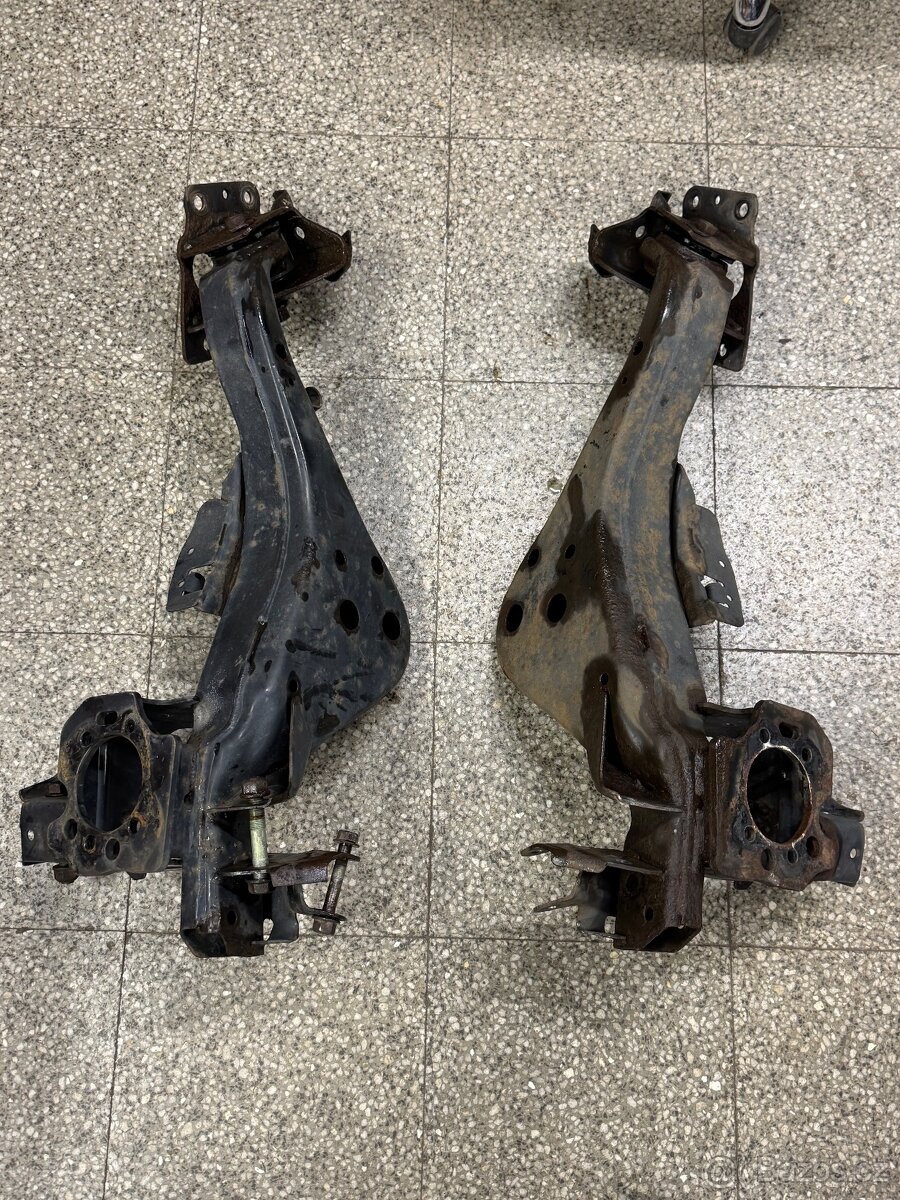 Zadní ramena / zavěšení Nissan Qashqai / X-trail - 2