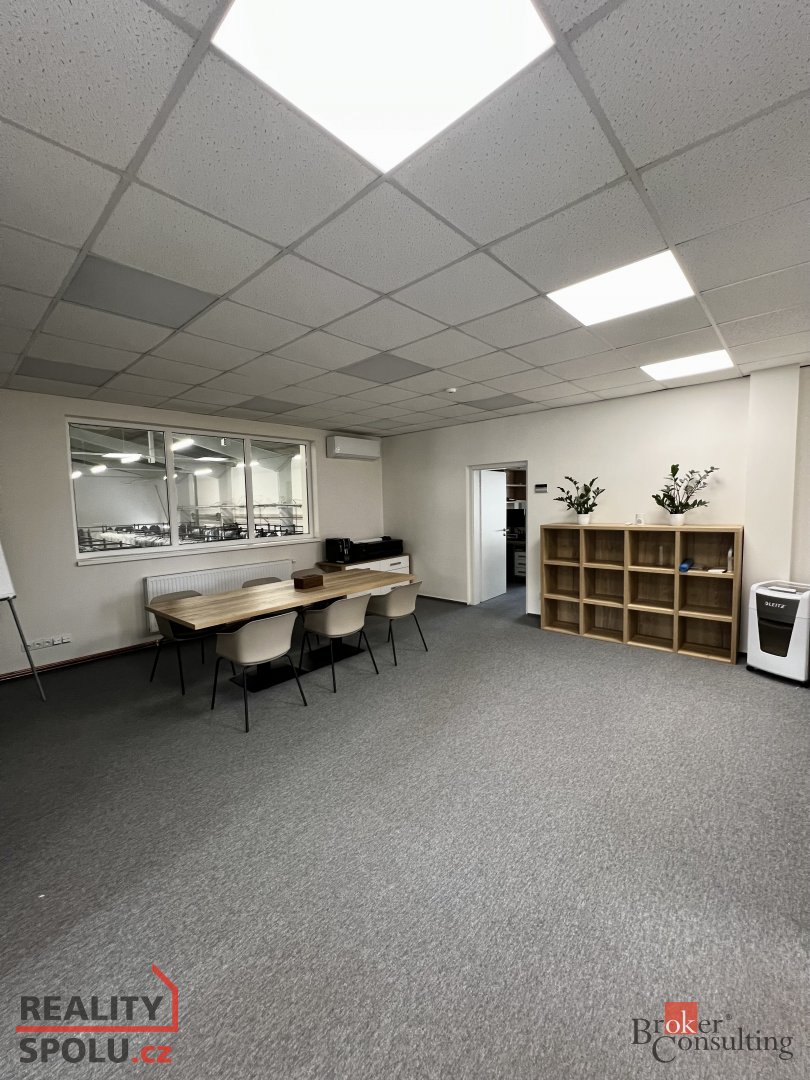 Pronájem, komerční/sklad, 781 m2, Plynární 3218/11, Moravská - 2