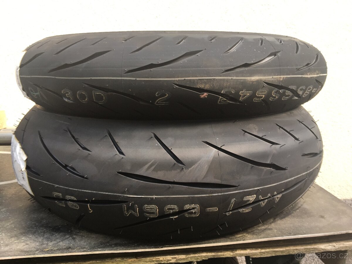 Bridgestone Battlax S23 180/55ZR 17 a 120/70ZR 17 - 2