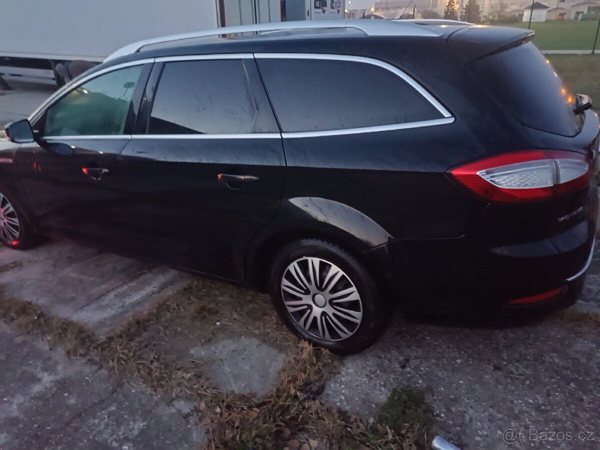 Ford Mondeo 1,6 i 118 kW rok 2011 - 2