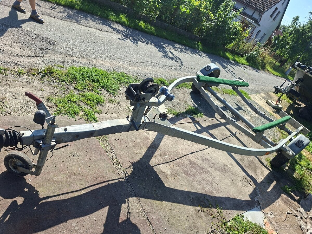 Vlek na loď brždený - 2