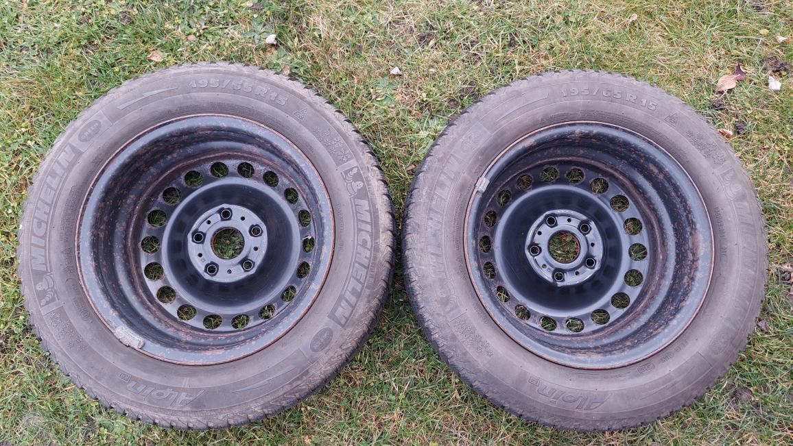 Zimní plechová kola Škoda octavia 3 195/65 r15 - 2