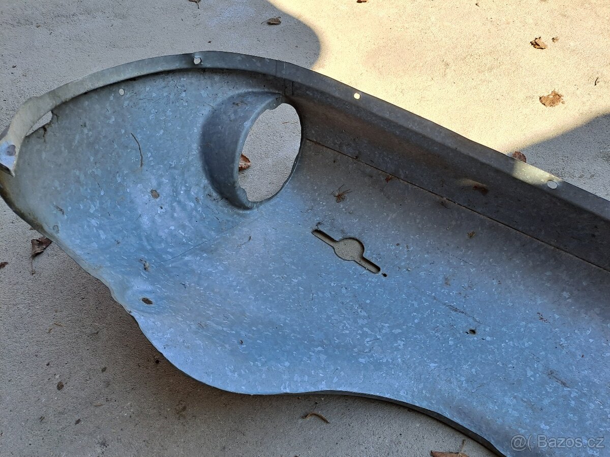 Škoda 1000MB blatník - 2