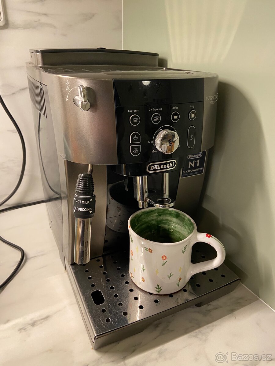 Kávovar De’Longhi Magnifica S Smart - 2