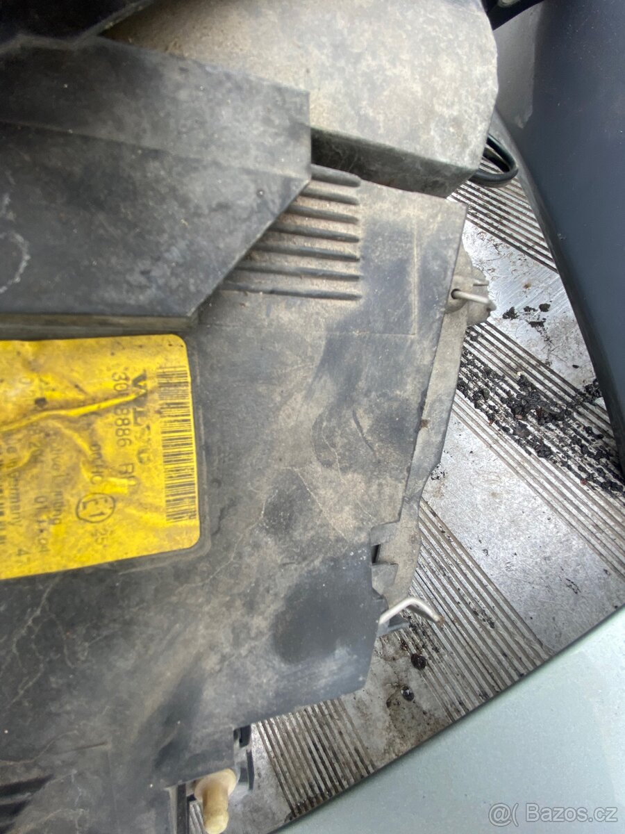 VOLVO V50 04-12 - Náhradní díly - 2