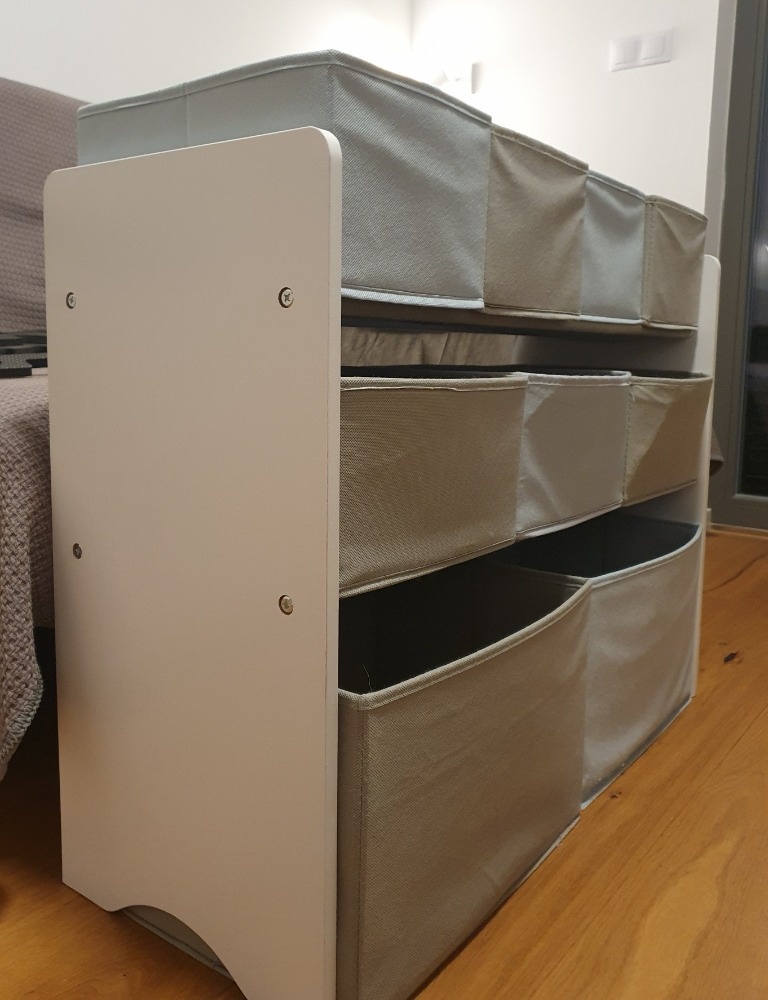 Regál na hračky - 2