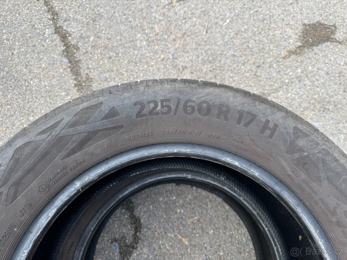 2ks 225/60 R17 Letní Continental 75%, obě 800,- - 2