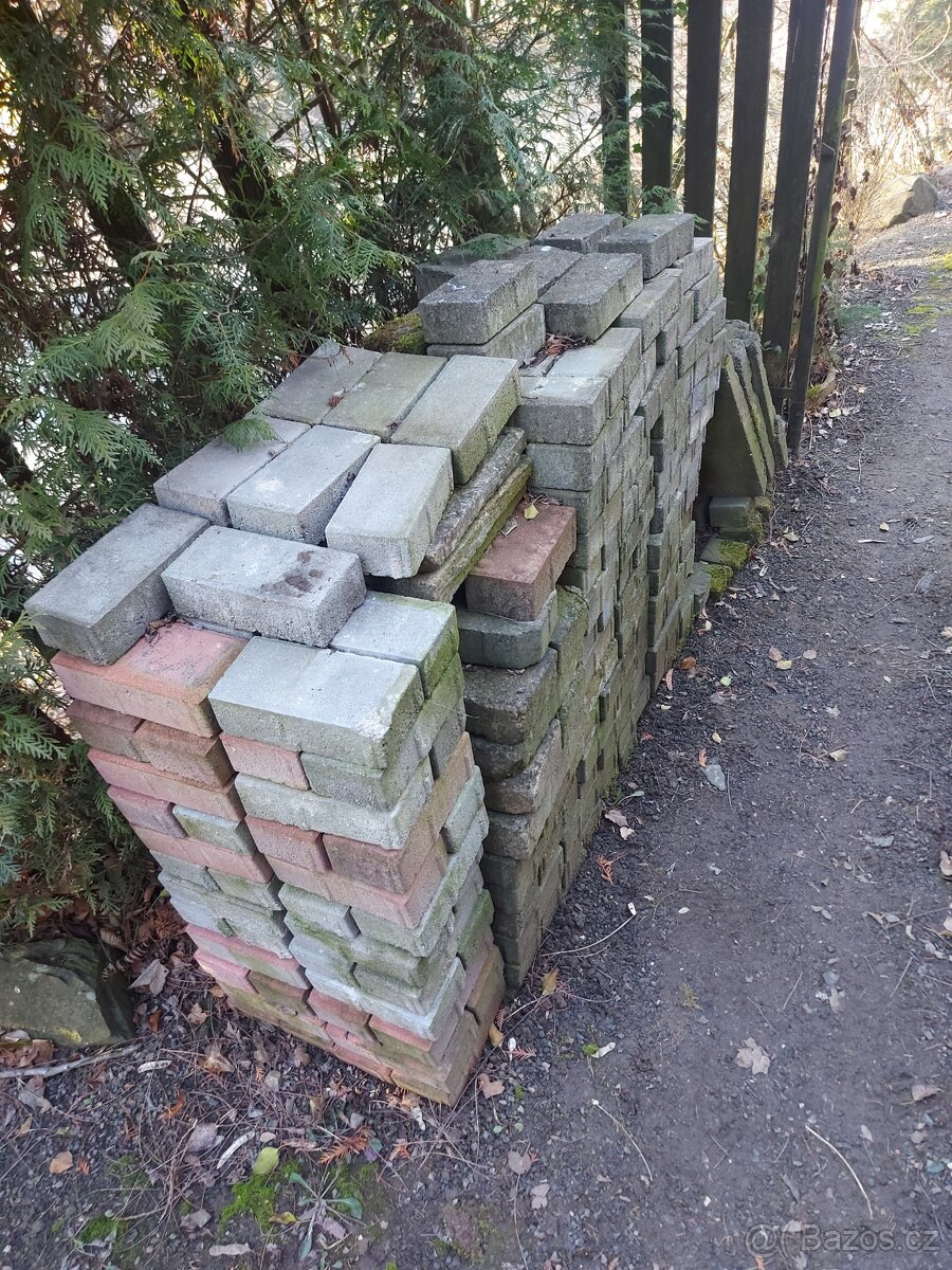 Zámková dlažba za dvoz - 2