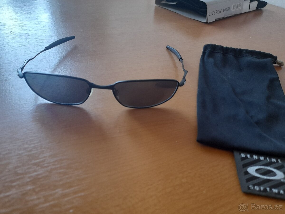 Sluneční brýle Okley - 2