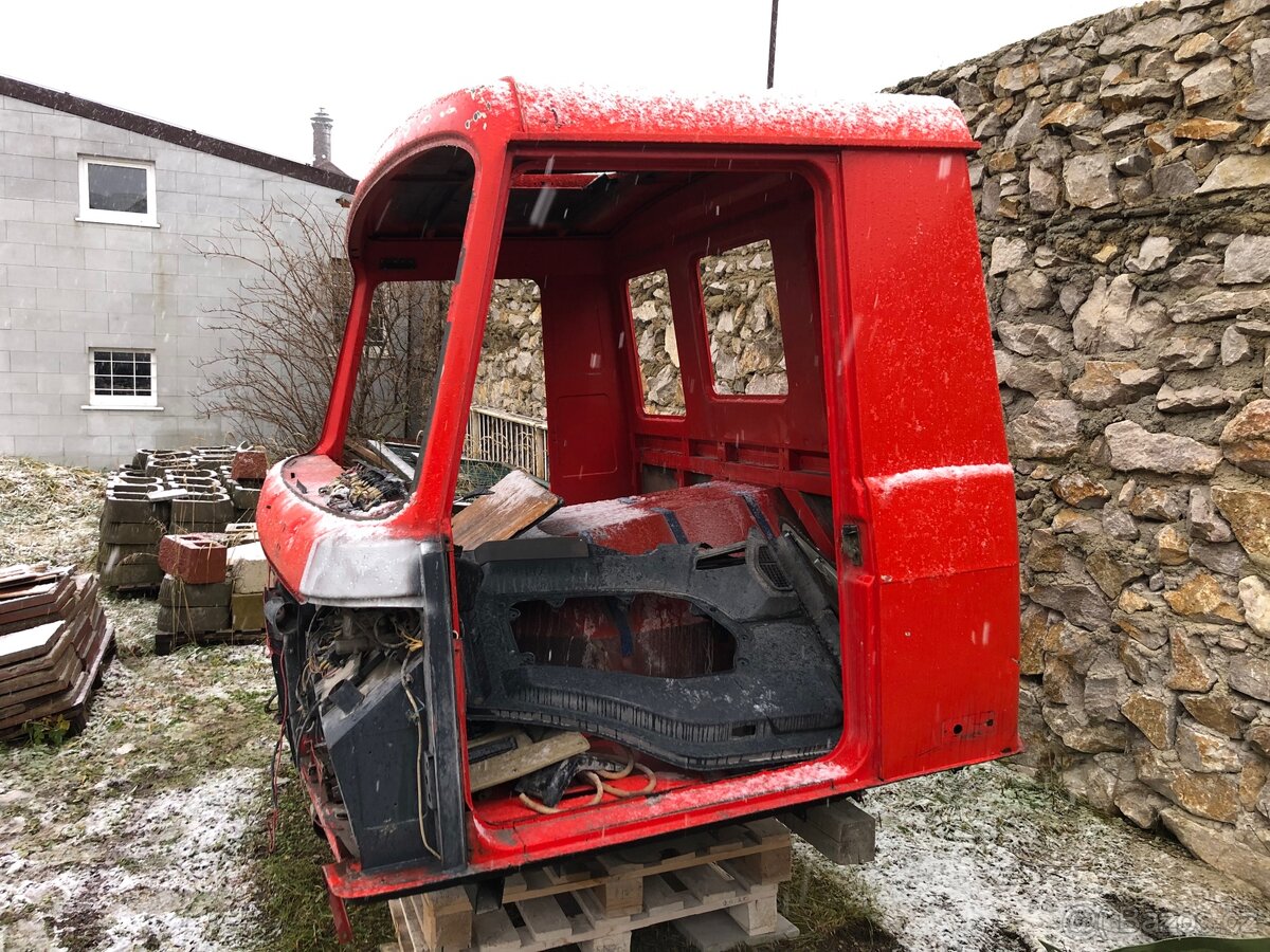 Kabina Tatra 815 - 2