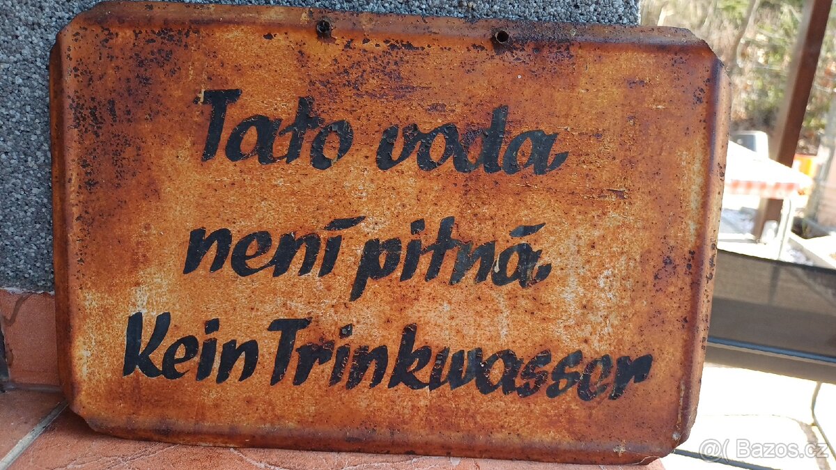 Plechová cedule "VODA" - 2