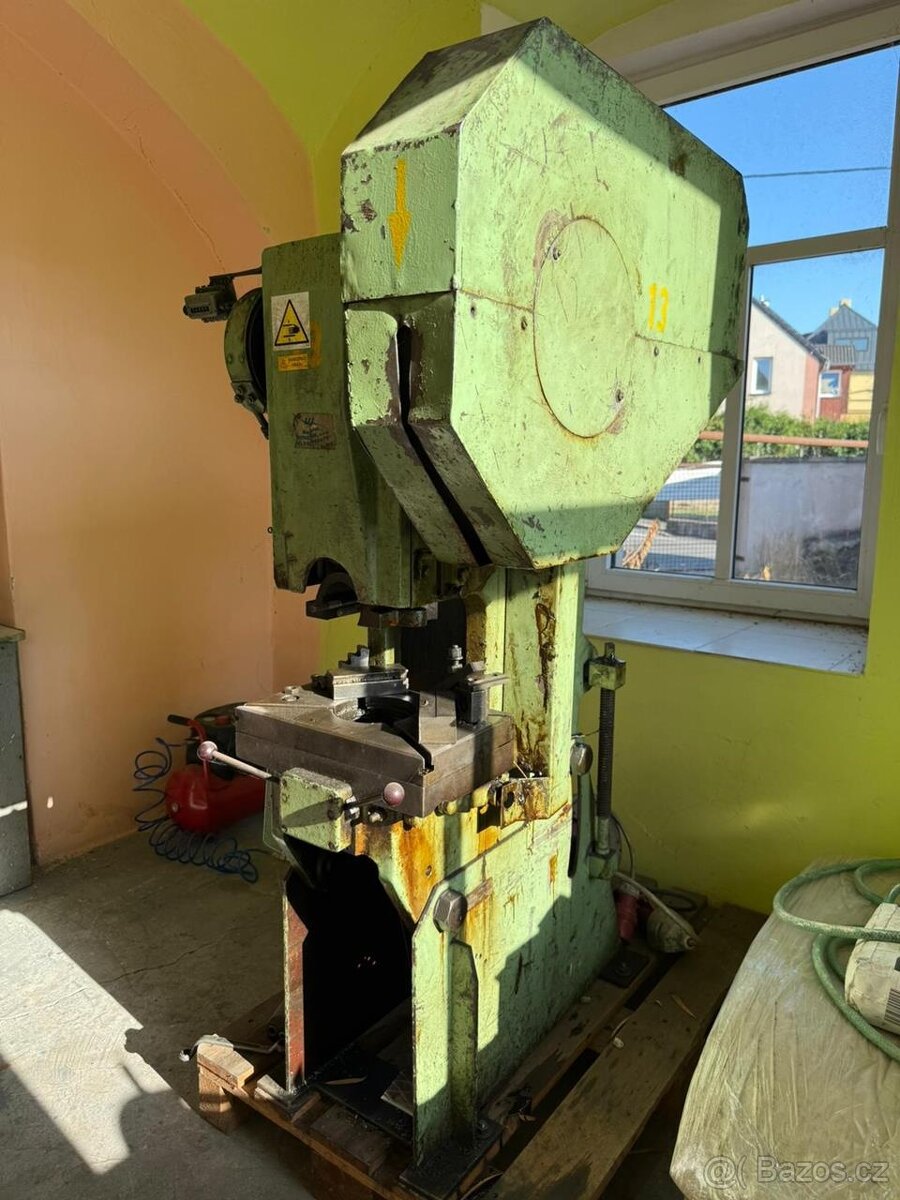 Výstředníkový lis SMERAL LENR 10 (8743) - 2