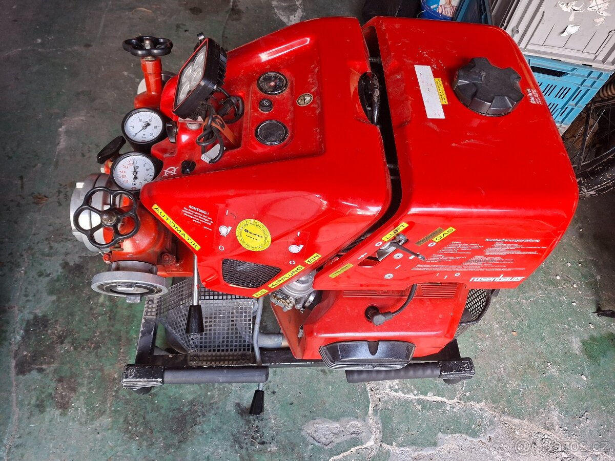 Hasičská stříkačka Rosenbauer Fox - 2