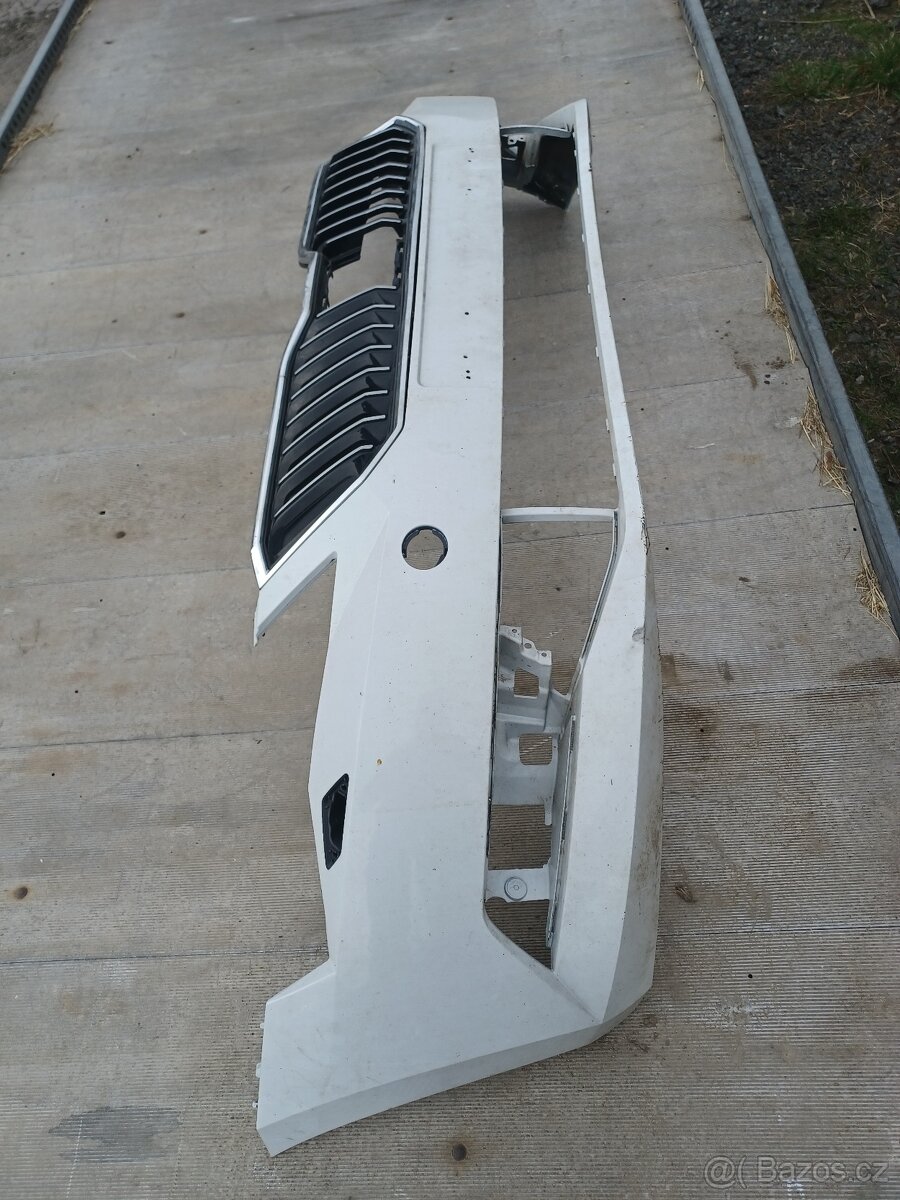 Přední nárazník Škoda Superb 3 - 2