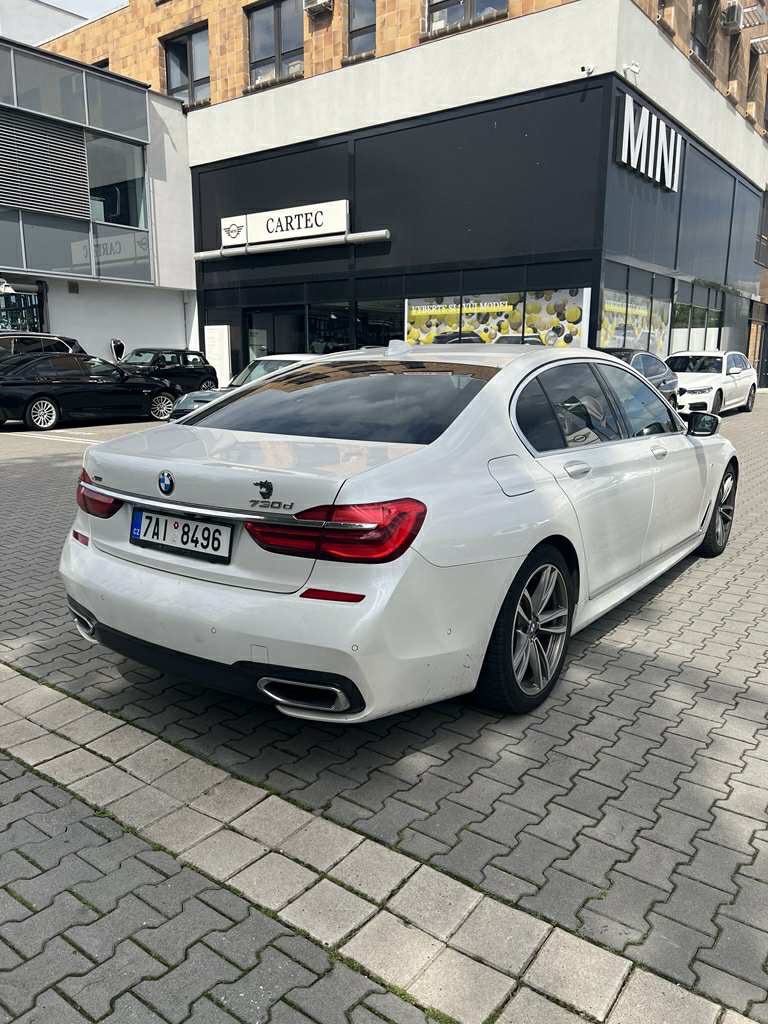 BMW 730d xDrive M-Sport Soft-Close - 2