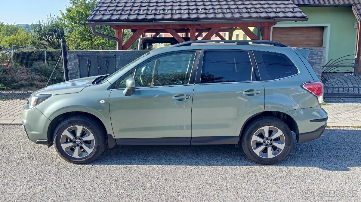 Subaru Forester 2.0 benzín - 2