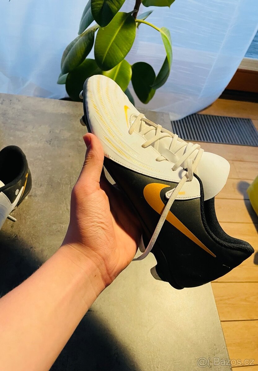 Kopačky NIKE - 2