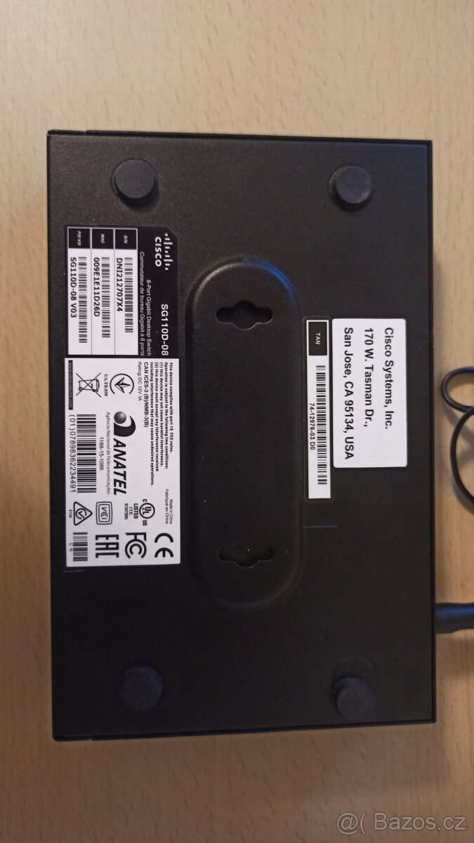 Cisco SG110D-08 8 port switch - 2
