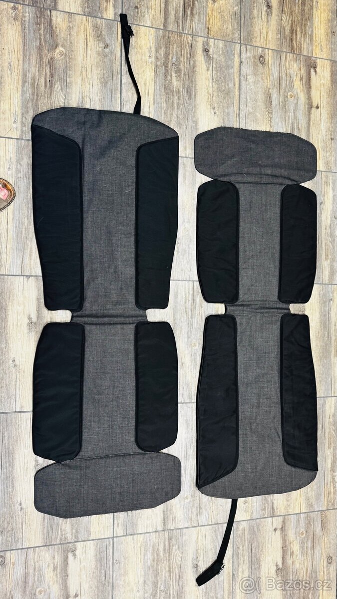 Podložka / ochrana pod dětskou sedačku BMW - 2