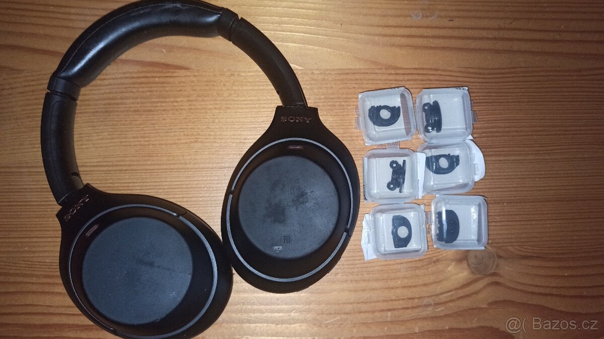 Sony WH-1000XM4 + náhradní díly - 2
