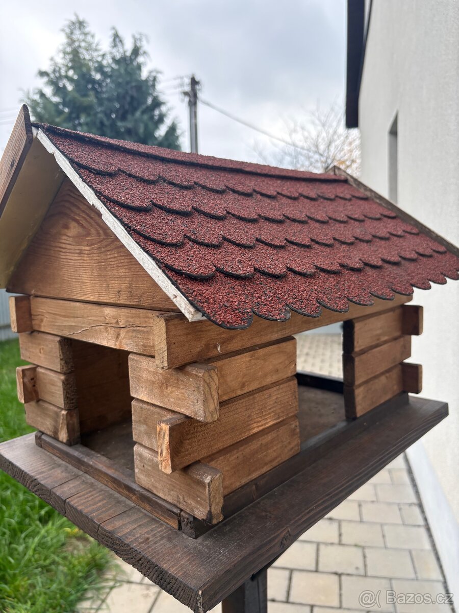 Krmítko pro ptáky - 2