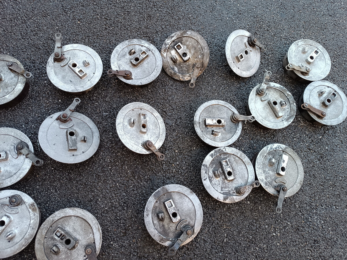 Štíty brzd ČZ, Jawa Kývačka, Panelka, Jawa 634 - 2