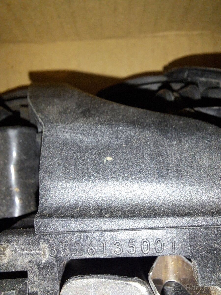 Držáky pro příčníky na na auto Jaguár - 2