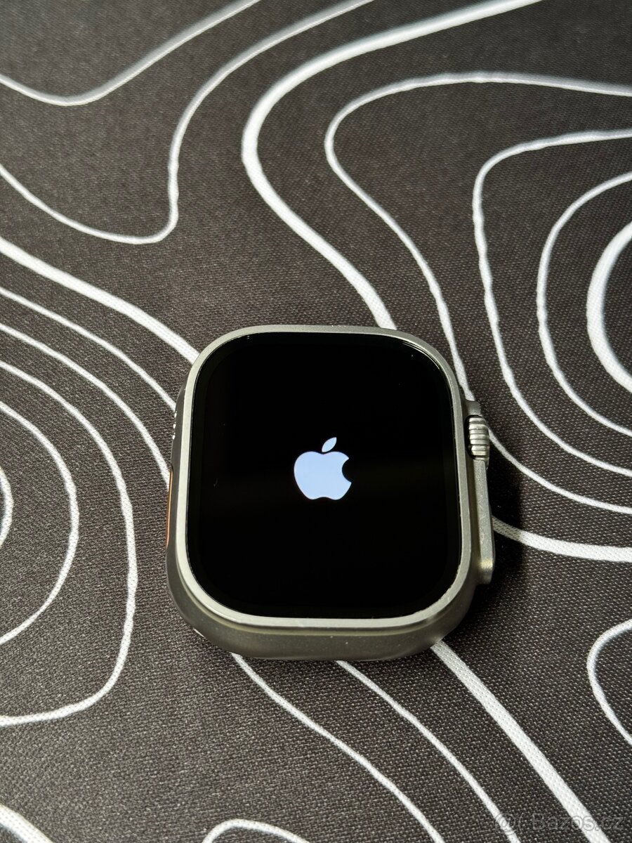 Apple Watch Ultra 2 - 49mm Přírodní titan - 2